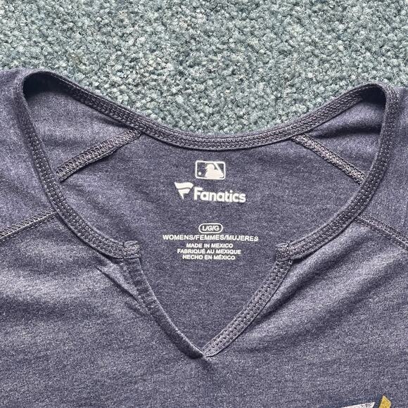 Milwaukee Brewers Women’s Large V-Neck T-Shirt Blue Short Sleeve MLB Baseball - Picture 4 of 8